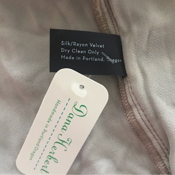 NWT Dana Herbert Silk Velvet poncho - Picture 5 of 5